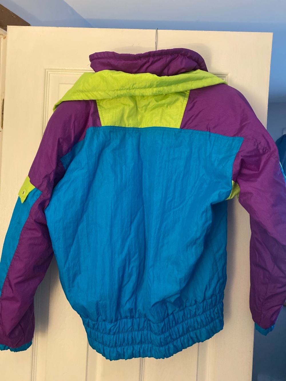 Ski jacket - Picture 2 of 2